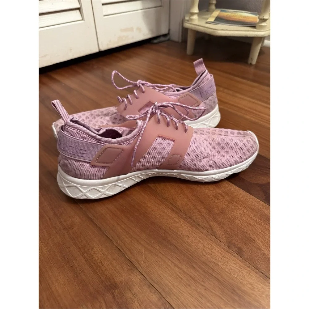 HEY DUDE Mistrall Mesh Sneakers Women's Lace Up Casual Size 10 Lilac Shoes